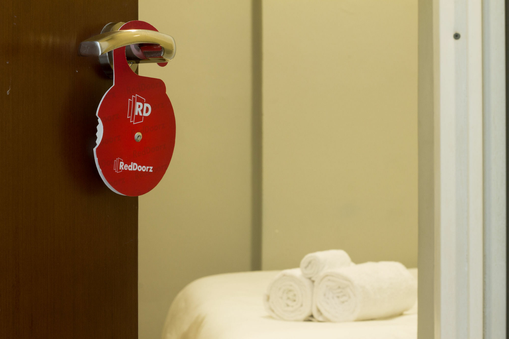 Reddoorz Apartment @ Pegangsaan Kelapa Gading ジャカルタ エクステリア 写真